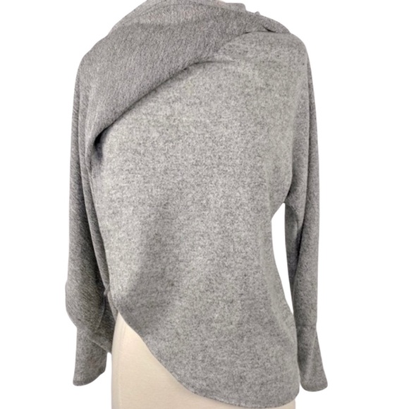 Green Envelope front faux wrap front sweater - Picture 4 of 11